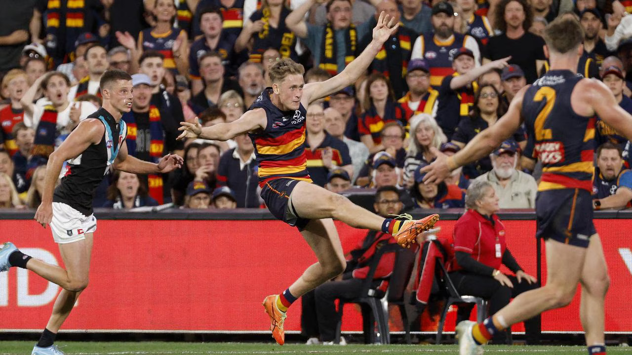 Bread, Circuses and the Showdown: How South Australian Football Learned to Fight&nbsp;Itself